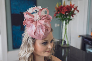 Dusky pink and ivory hat